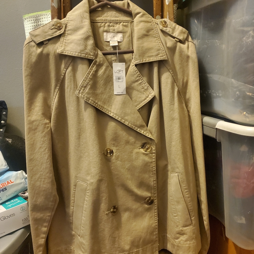 ANN TAYLOR midsize trench